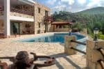 Steinhaus-Villa in den Bergen zum Kauf - Auswandern und Leben auf Zypern