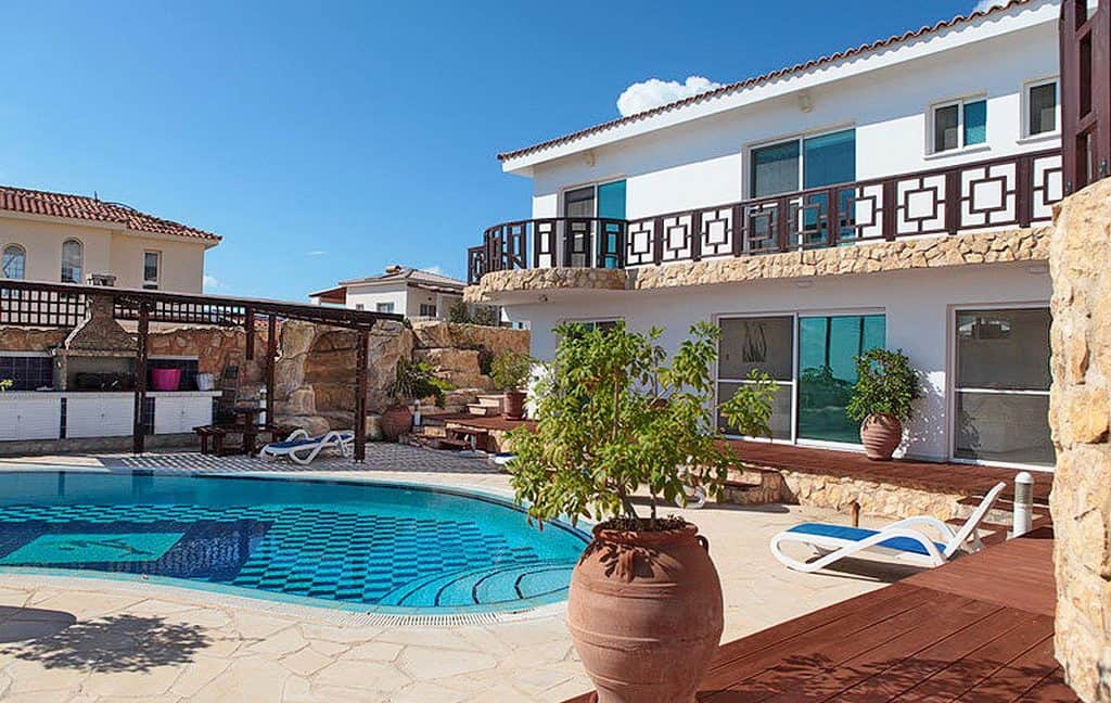 Immobilien auf Zypern: Zypern Villa in Coral Bay im Raum Paphos zum Kauf - PFSB125
