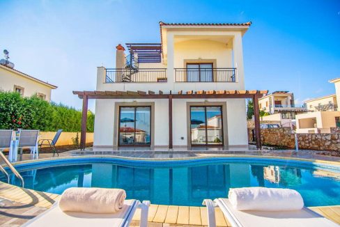 Immobilie zum Kauf auf Zypern: Villa mit Privatpool in Neo Chorio - PFSB220